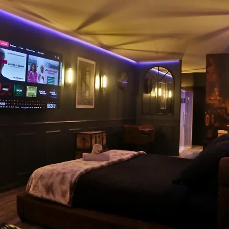 La Des Arcades Grand Place Sauna Et Balneo Appartement